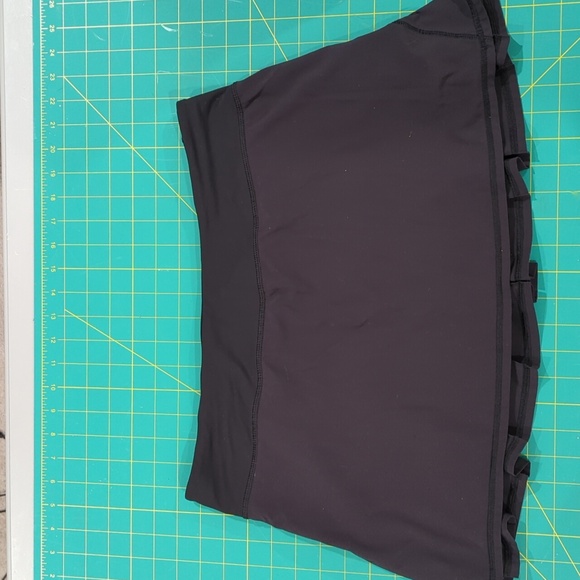 Lululemon Pace Rival Skirt in black, size 10 - Picture 1 of 10